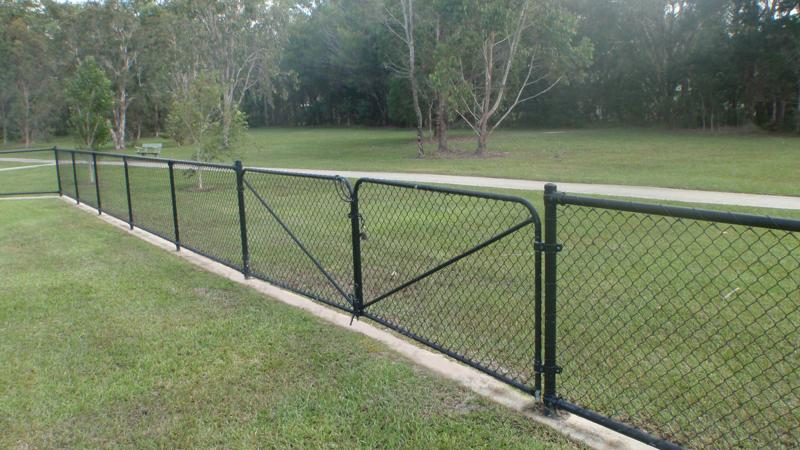 LIM_fence_gates_DEA maintenance gate.jpg