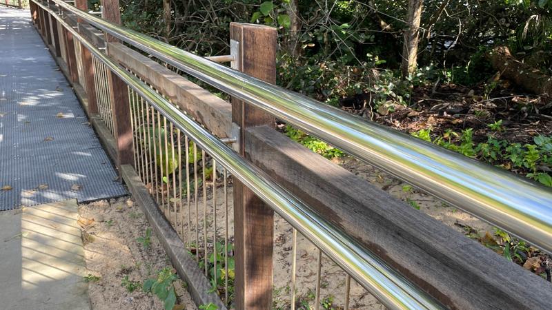 LIM_handrails_fig_handrail balustrades design.jpg