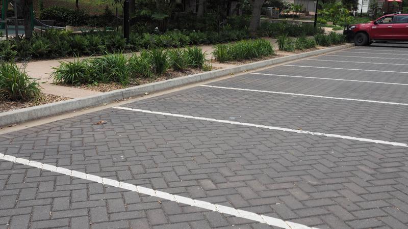 LIM_WSUD_pic_porous surface treatments_.jpg