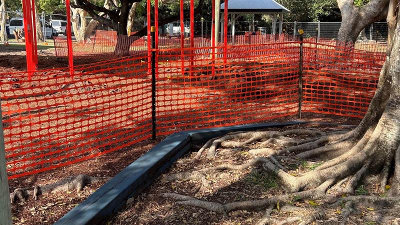 LIM_site setup_pic_TPZ barrier mesh.jpg