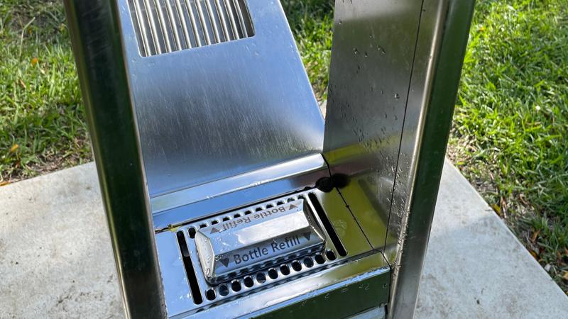 LIM_drink_pic_bottle filling station.jpg